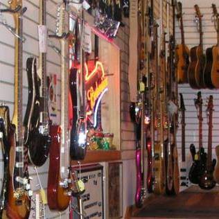 Tommy’s Guitar and Trading Post