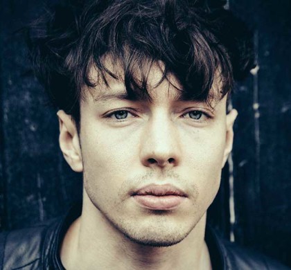 REACT PRESENTS: BARNS COURTNEY GUEST