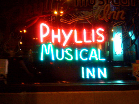 Phyllis’ Musical Inn
