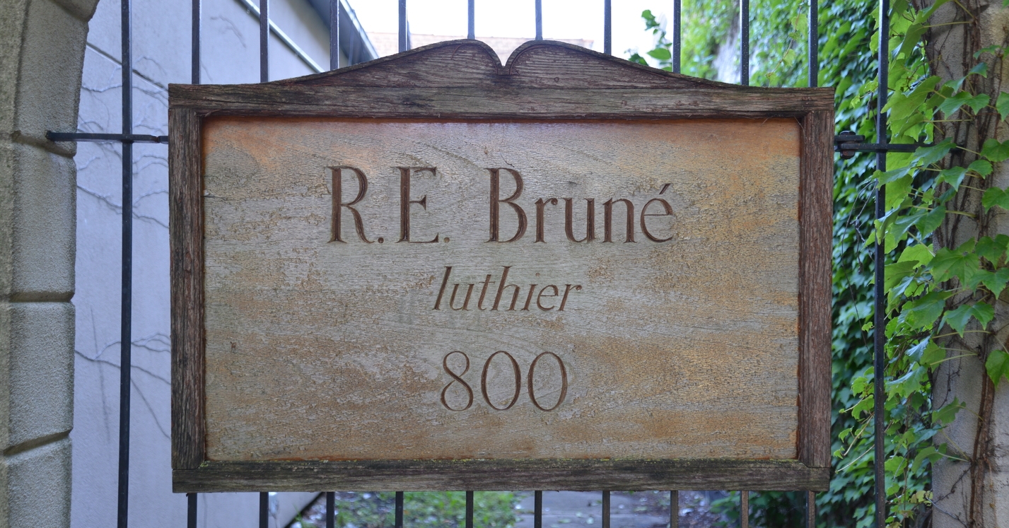 R. E. Brune Luthier